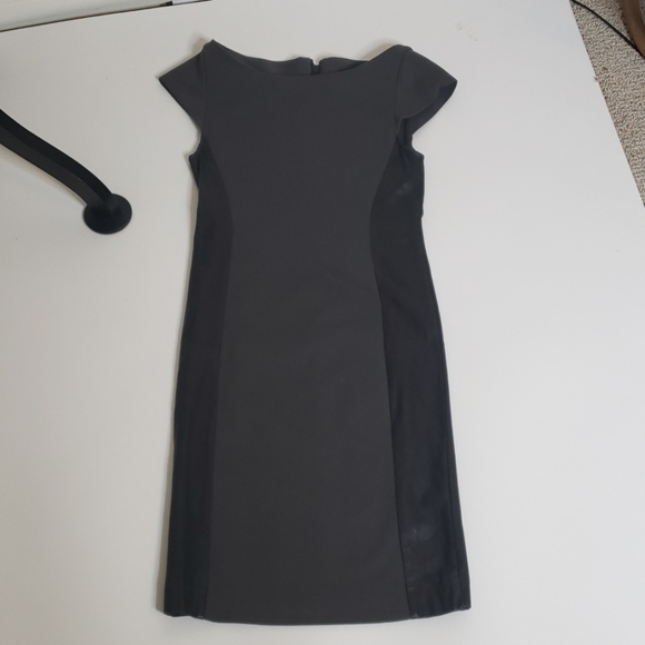 Alice + Olivia Dresses & Skirts - Alice +Olivia leather panel dress size sma…